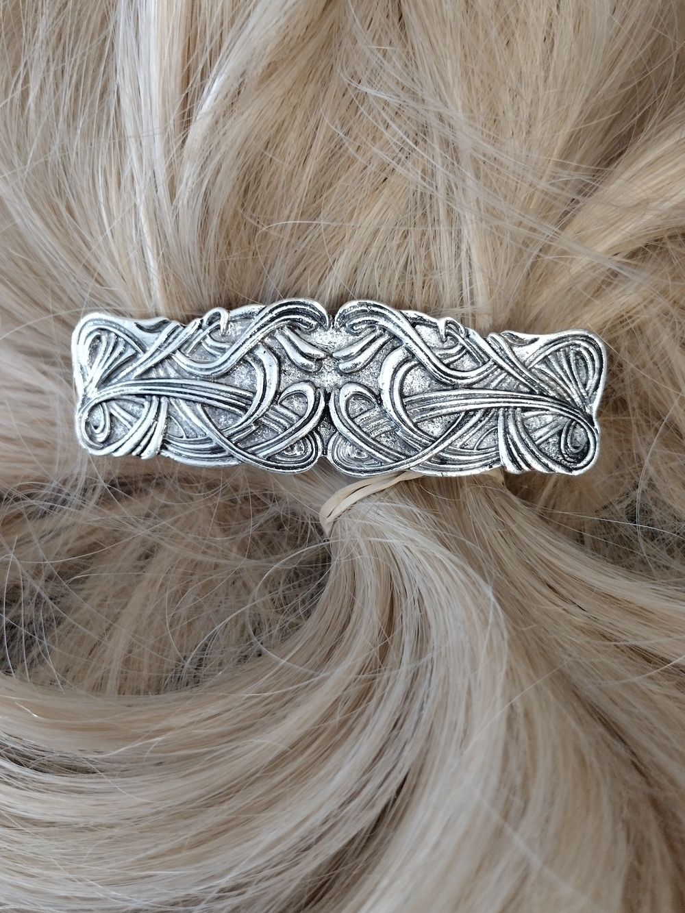 Silver Celtic Knot Hair Barrette - Women's Accessory